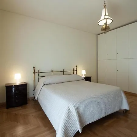 דירה Elegante Di 200 Mq Con Terrazzo *