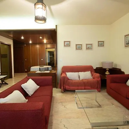 Elegante Di 200 Mq Con Terrazzo * סנרמו